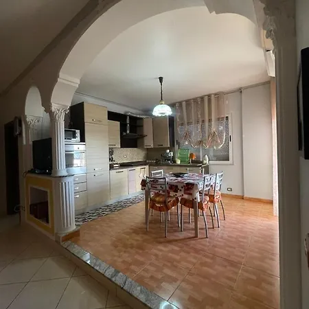 Malaj Apartment
